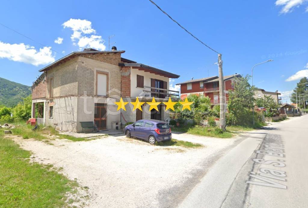appartamento in vendita a Tornimparte in zona Villagrande