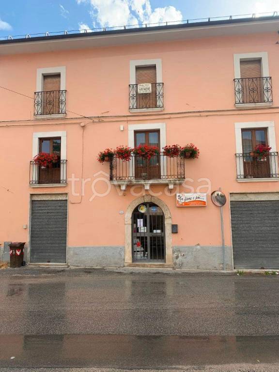 appartamento in vendita a Tornimparte in zona Villagrande