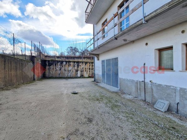 appartamento in vendita a Tornimparte