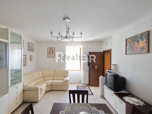 appartamento in vendita a Tornimparte