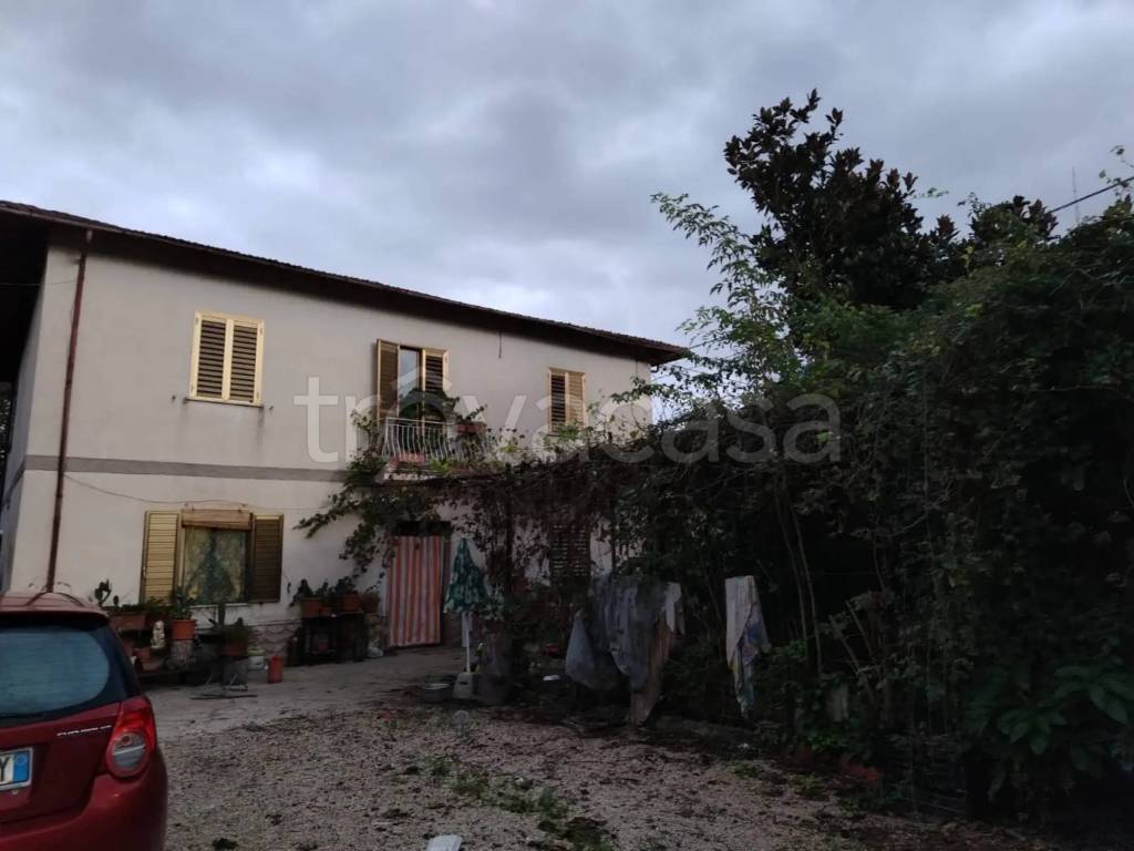 casa indipendente in vendita a Trasacco