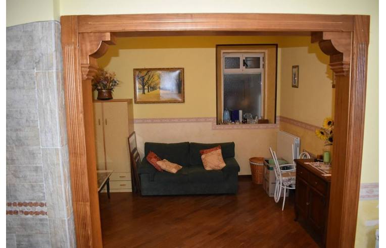 casa indipendente in vendita a Trasacco