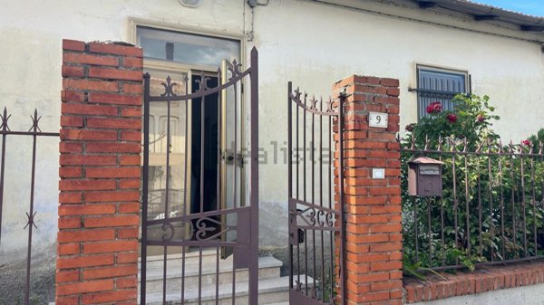 casa indipendente in vendita a Trasacco