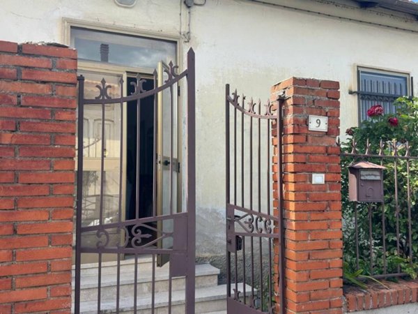 casa indipendente in vendita a Trasacco