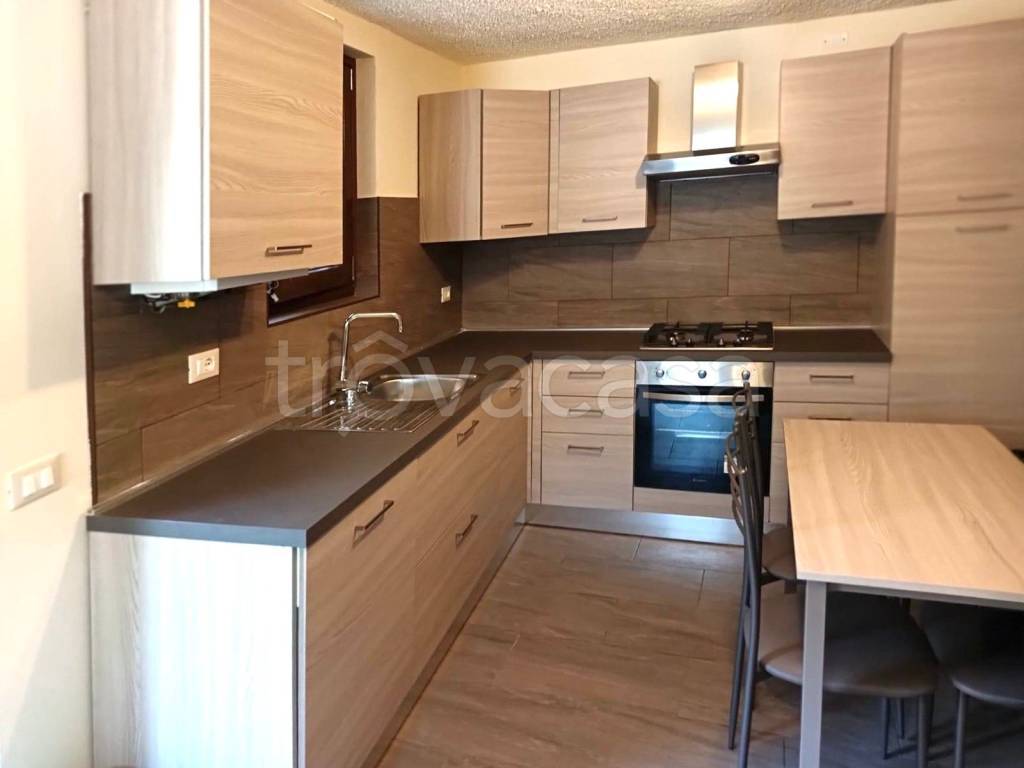 appartamento in vendita a Villalago