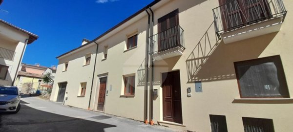 casa indipendente in vendita a Villa Sant'Angelo