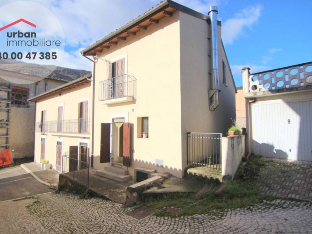 casa indipendente in vendita a Villa Sant'Angelo
