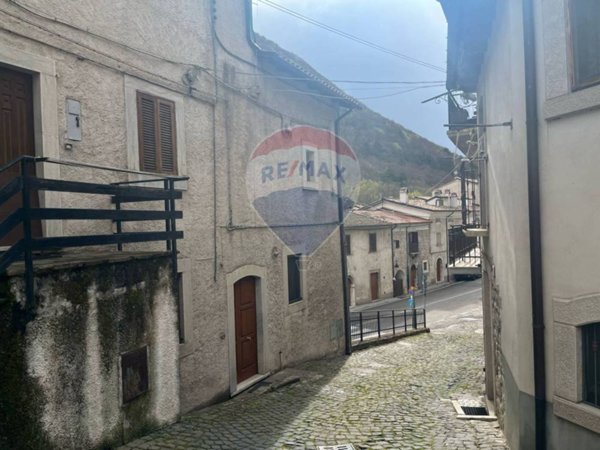 appartamento in vendita a Villetta Barrea