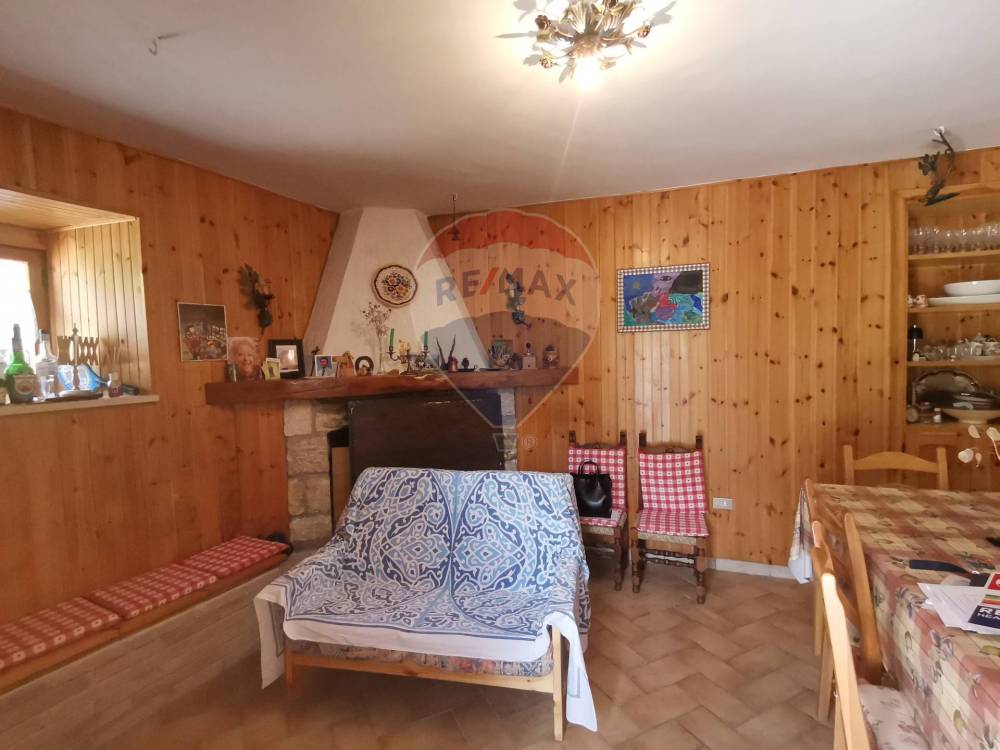 casa indipendente in vendita a Villetta Barrea