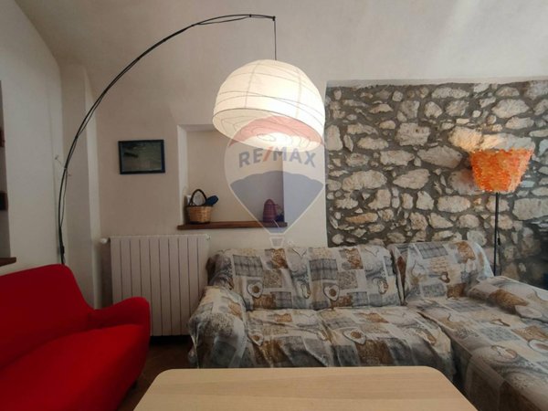 casa indipendente in vendita a Villetta Barrea