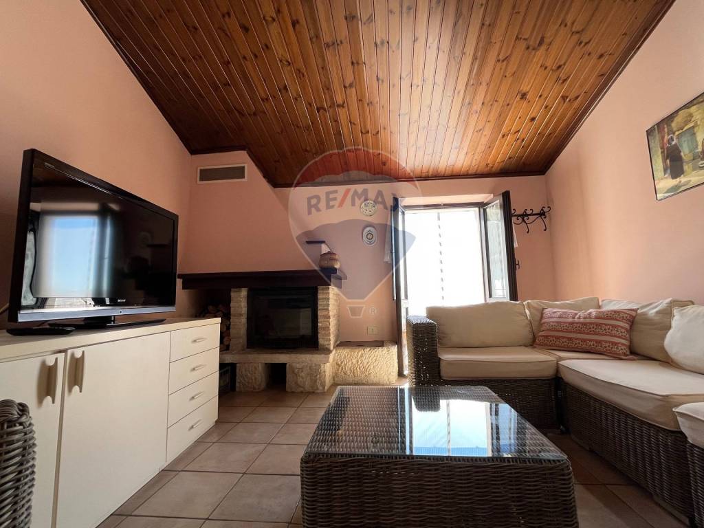 casa indipendente in vendita a Villetta Barrea