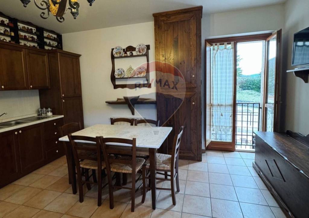 casa indipendente in vendita a Villetta Barrea