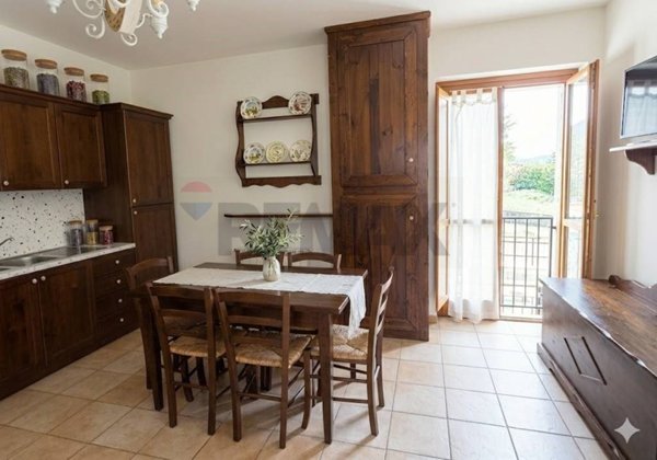 casa indipendente in vendita a Villetta Barrea