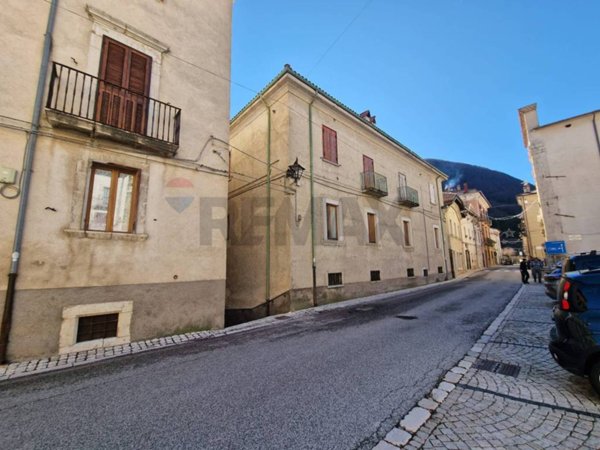 appartamento in vendita a Villetta Barrea