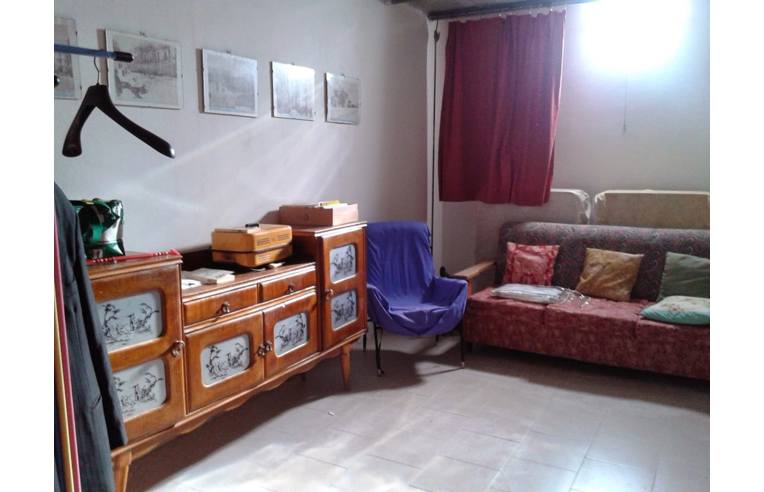 casa indipendente in vendita a Vittorito