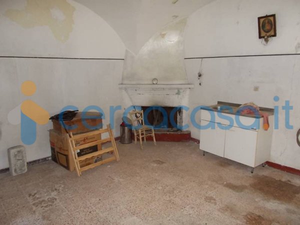 casa indipendente in vendita a Vittorito