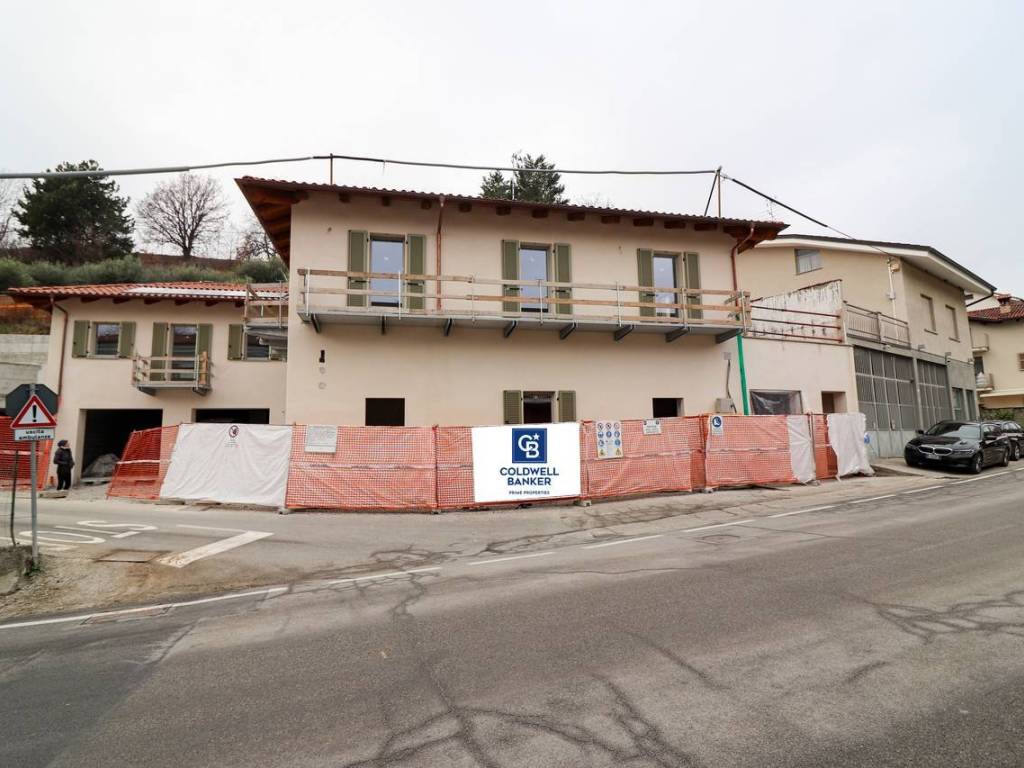 intera palazzina in vendita a Monforte d'Alba
