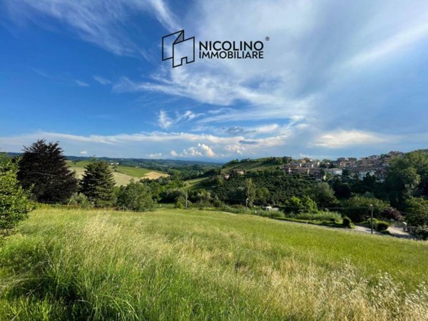 terreno agricolo in vendita a Monforte d'Alba