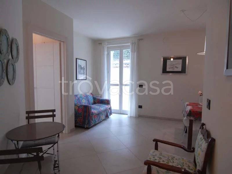appartamento in vendita a Monforte d'Alba