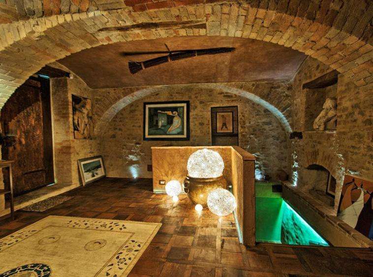 casa indipendente in vendita a Monforte d'Alba