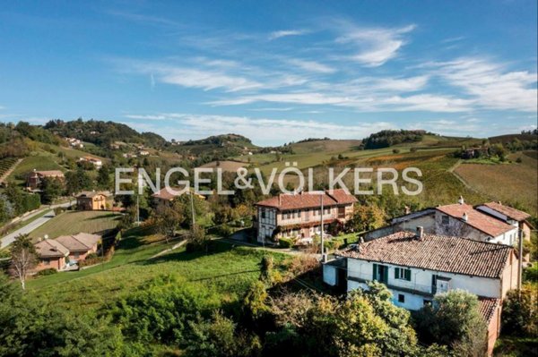 casa indipendente in vendita a Monforte d'Alba