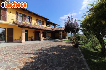 appartamento in vendita a Monforte d'Alba