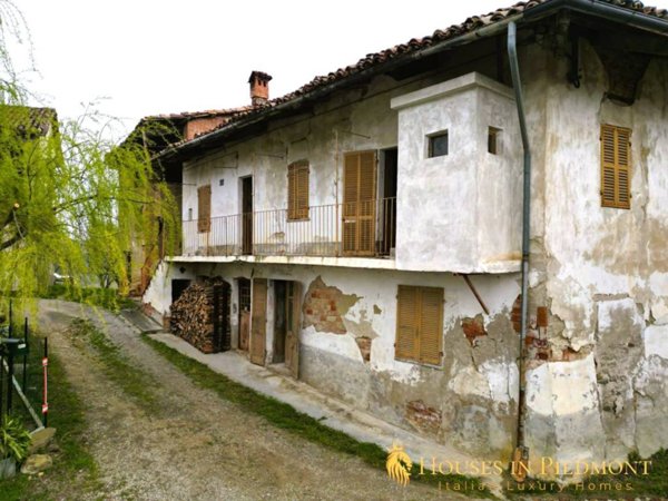 casa indipendente in vendita a Monforte d'Alba