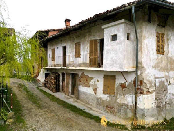 casa indipendente in vendita a Monforte d'Alba