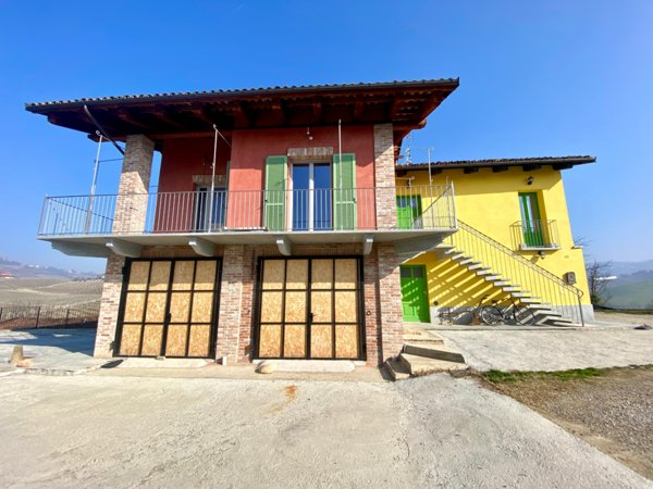 appartamento in vendita a Monforte d'Alba