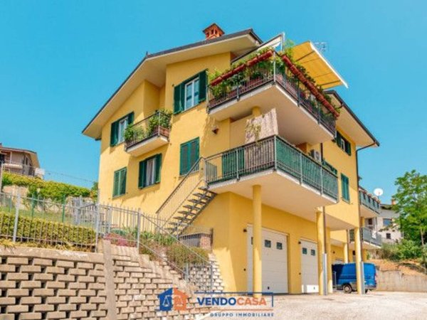 appartamento in vendita a Monforte d'Alba