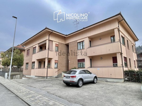 appartamento in vendita a Monforte d'Alba
