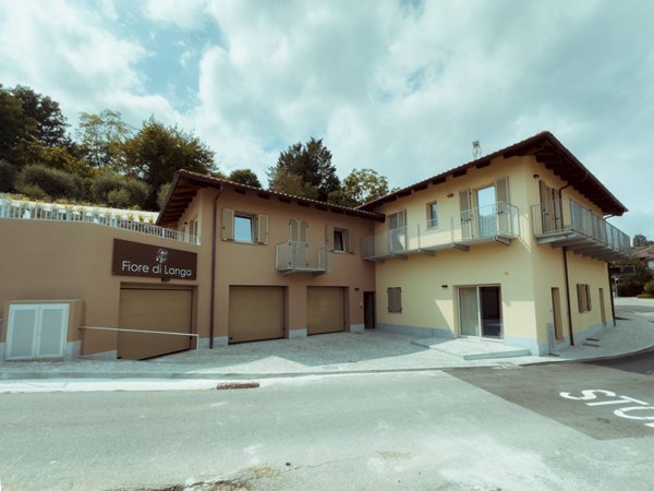 appartamento in vendita a Monforte d'Alba