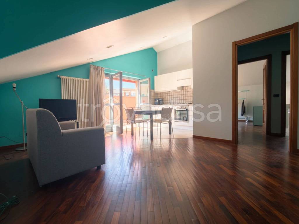 appartamento in vendita a Monforte d'Alba