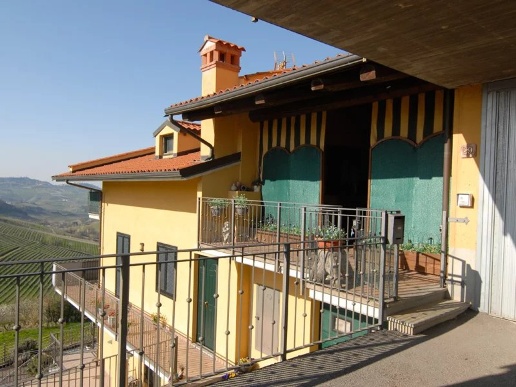 appartamento in vendita a Monforte d'Alba