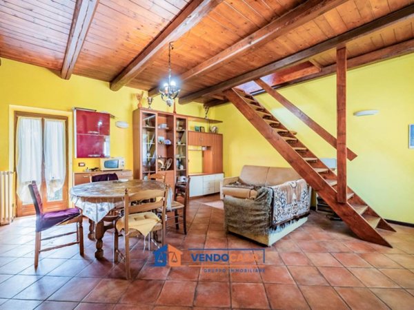 appartamento in vendita a Monforte d'Alba