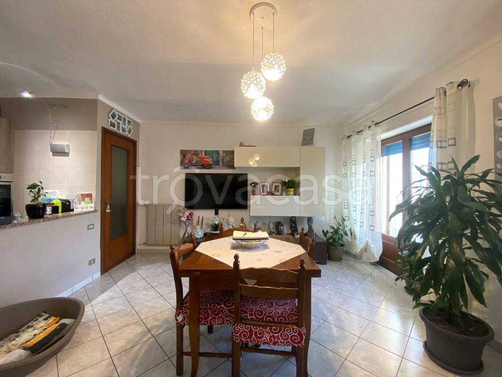 casa indipendente in vendita a Montà