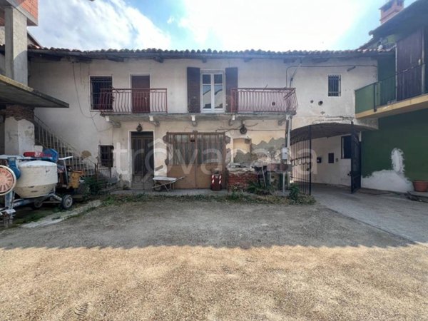 casa indipendente in vendita a Montà