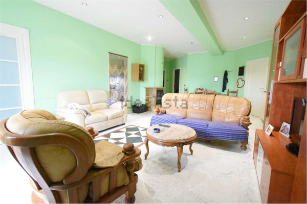 casa indipendente in vendita a Montà