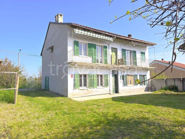 casa indipendente in vendita a Montà