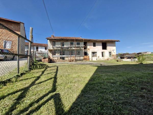 casa indipendente in vendita a Montà