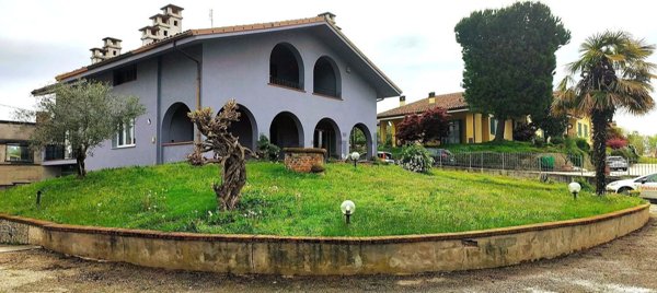 casa indipendente in vendita a Montà