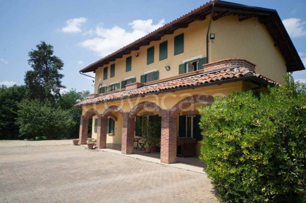 casa indipendente in vendita a Montà