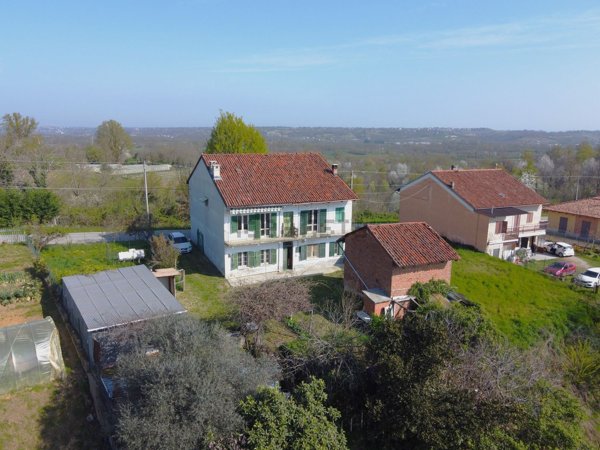 casa indipendente in vendita a Montà