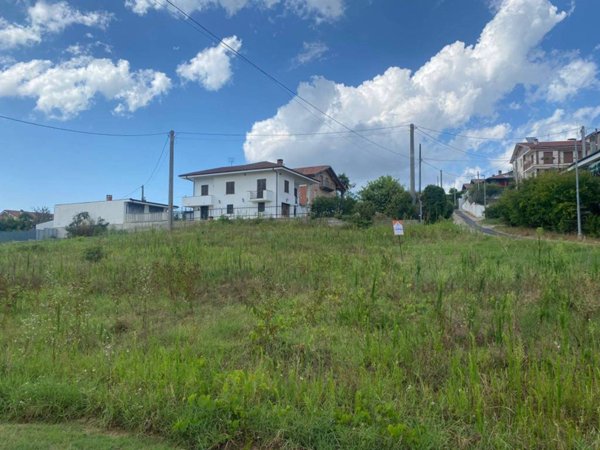 villa in vendita a Montà