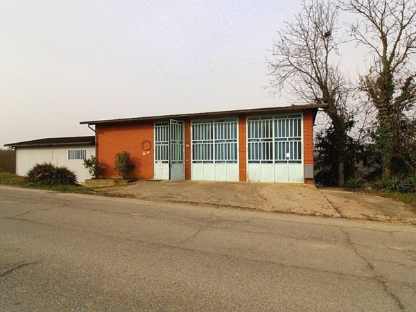 locale di sgombero in vendita a Montà