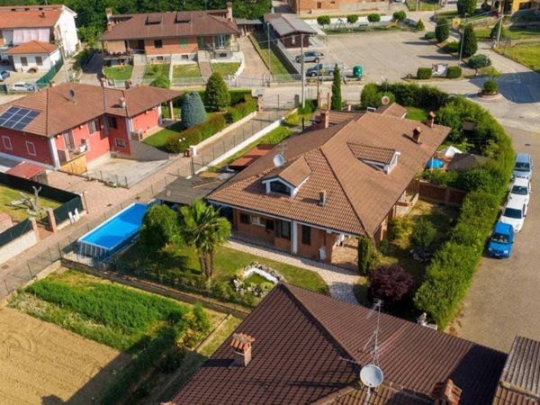 casa indipendente in vendita a Montà