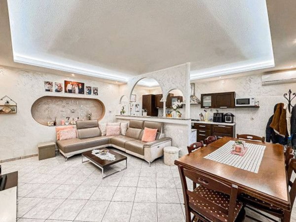 casa indipendente in vendita a Montà