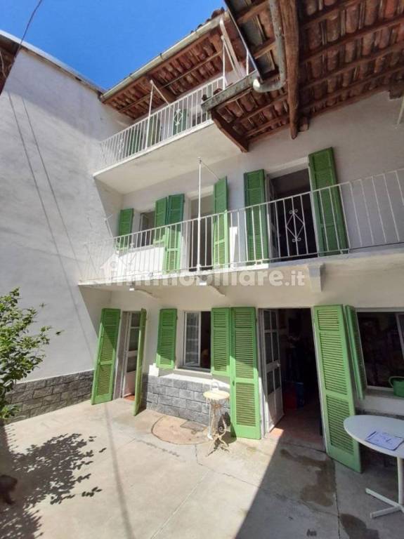 casa indipendente in vendita a Montà