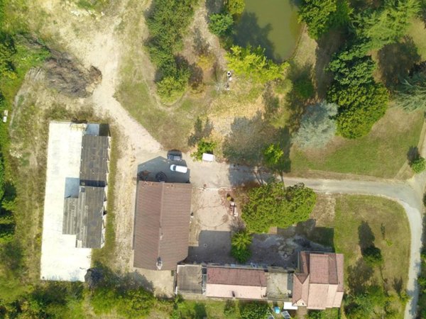 casa indipendente in vendita a Montà
