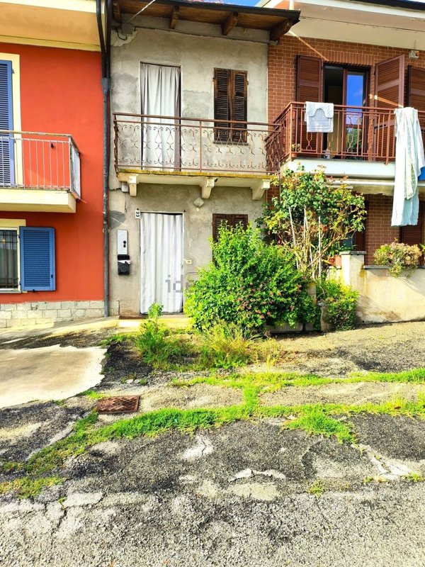 casa indipendente in vendita a Montà